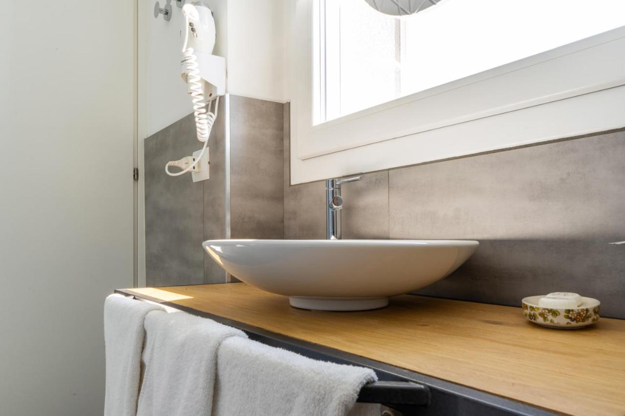 B&B Margante Somma Lombardo Bagian luar foto